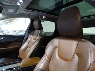 Volvo XC60 2.0 B4 D AWD Inscription Auto