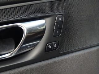 Volvo XC60 2.0 B4 D AWD Inscription Auto