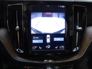 Volvo XC60 2.0 B4 D AWD Inscription Auto