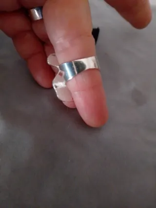 Anillo plata ley esmaltado flores 30€