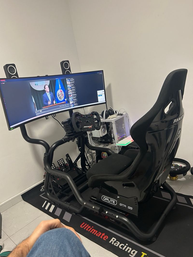 Cockpit Oplite RS3 con soporte monitor y asiento afbeelding 3