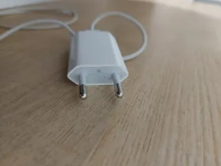 Cable y cargador iPhone Apple