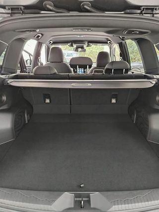 Subaru Forester 2.0i Hybrid Field