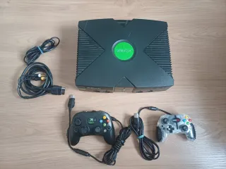 Xbox  clasica Negra + Accesorios
