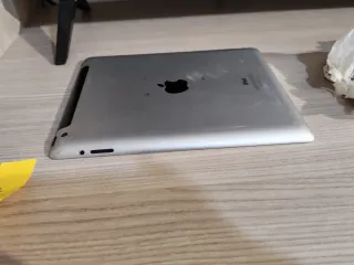 Apple iPad 4ª Generazione Argento