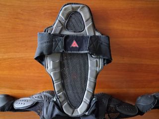 Mono Protección Dainese Talla M