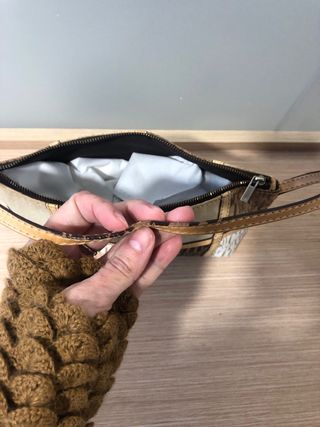Bolso pochette vintage Carolina Herrera