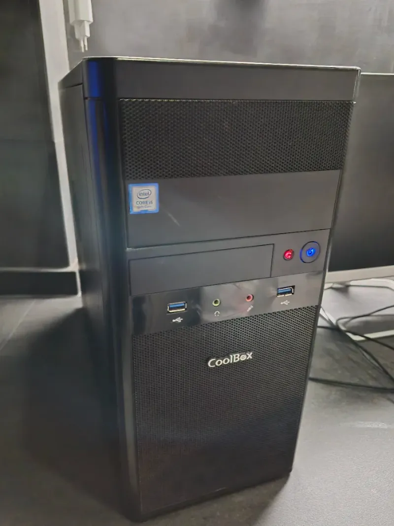 PC Potente i5 9a gen / 24Gb DDR4 / RX580 4Gb / SSD