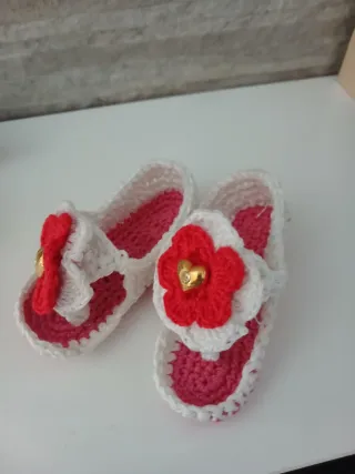 Scarpette uncinetto neonata