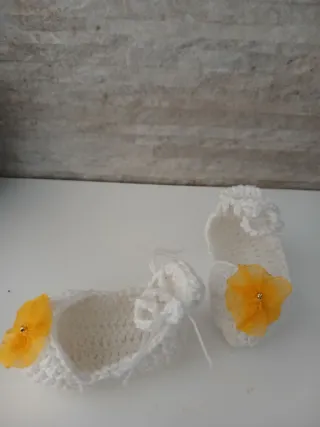 Scarpette uncinetto neonata