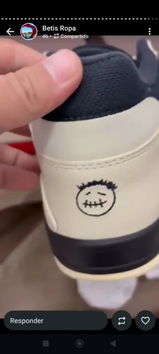 Zapatillas Nike Beige y Verde