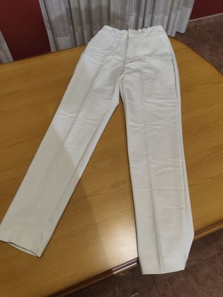Pantalón vestir Stradivarius beige T.34