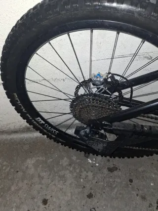 Bicicleta Eléctrica Cube SLT