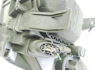 23070721 4m5113099aa faro derecho ford focus ii da