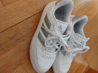 Zapatillas Adidas Blancas Rayas Plateadas