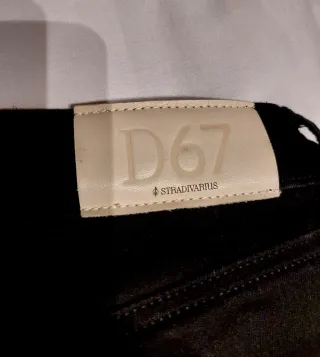 Jeans Flare Stradivarius D67 Negros