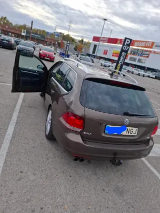 Volkswagen Golf Sportsvan 2011