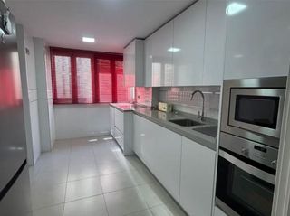 Piso en alquiler en Centro - Sagrario en Granada