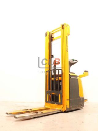 Ref. M-5855 Apilador Eléctrico con Plataforma JUNGHEINRICH ERC 216