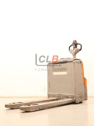 Ref. M-6359 Transpaleta Eléctrica STILL EXU 18