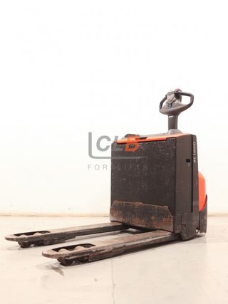 Ref. M-6558 Transpaleta Eléctrica TOYOTA LWE 160 Levio