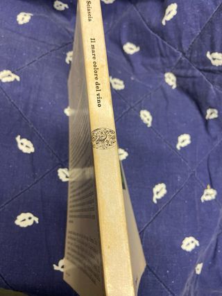 Libro :il mare colore del vino