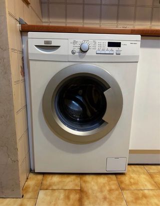 Lavadora Blanca Frontal