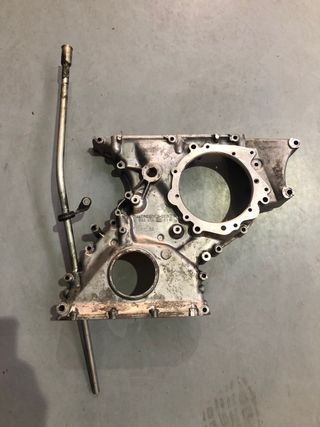 Tapa distribución Mercedes Benz