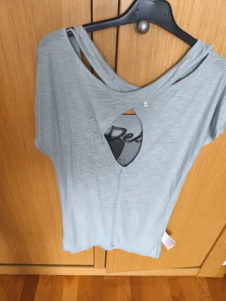 Camiseta Only verde agua T S/M