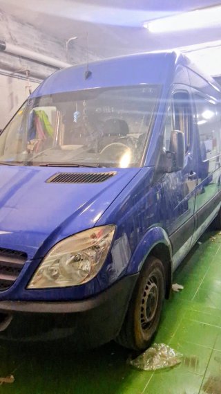 Mercedes-Benz Sprinter 2011
