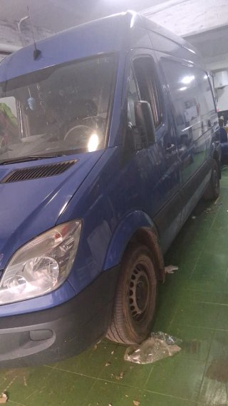 Mercedes-Benz Sprinter 2011