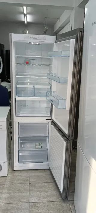 NEVERA COMBI ACERO INOXIDABLE BOSCH NO FROST A++