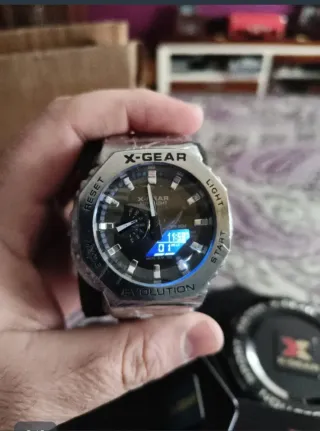 Reloj X-Gear analógico y digital