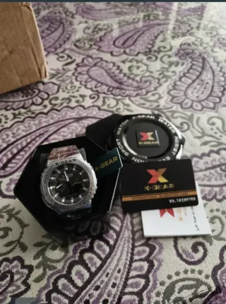 Reloj X-Gear analógico y digital