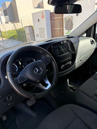 Mercedes-Benz Vito finales 2023. 9 plazas !