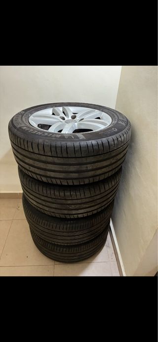 Llantas Audi Q7 con neumáticos