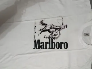 T-shirt Marlboro uomo cowboy cavallo in bianco e n