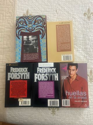 LOTE DE LIBROS POR 5€.