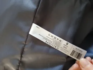 Giacca in ecopelliccia Calliope con cappuccio S