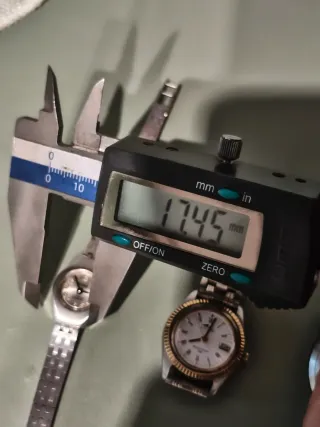 Lote 5 relojes mecánicos y cuarzo