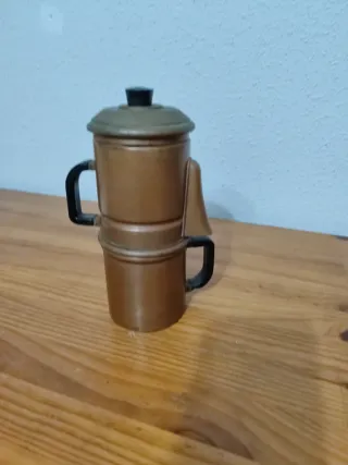 Cafetera antigua cobre y aluminio