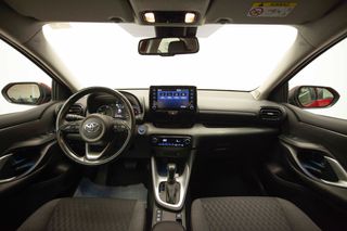 Toyota Yaris 1.5 120H Business Plus