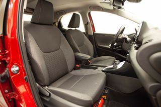 Toyota Yaris 1.5 120H Business Plus