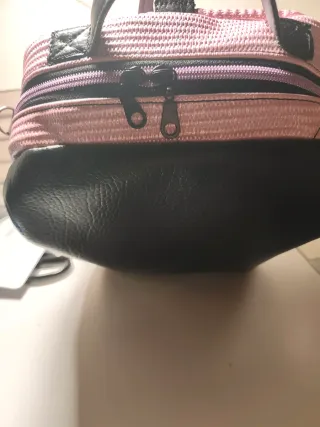 Mochila bolso negra y rosa