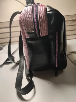 Mochila bolso negra y rosa