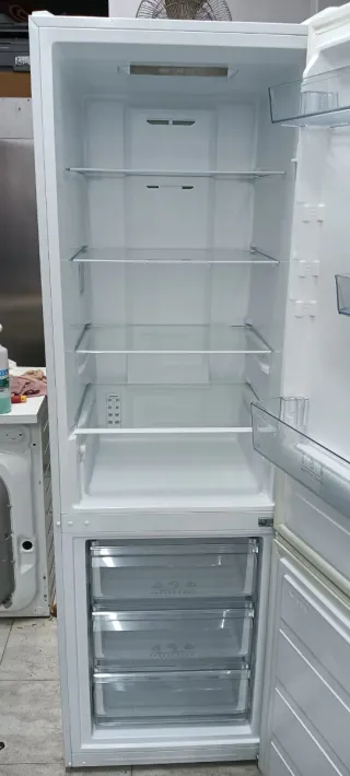 NEVERA COMBI TEKA NO FROST ENERGÍA A+