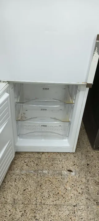 NEVERA COMBI FAGOR NO FROST ENERGÍA A+