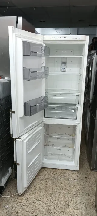 NEVERA COMBI FAGOR NO FROST ENERGÍA A+