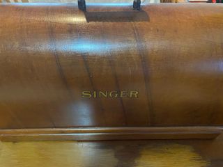 Máquina de coser Singer Antigua
