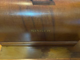 Máquina de coser Singer Antigua